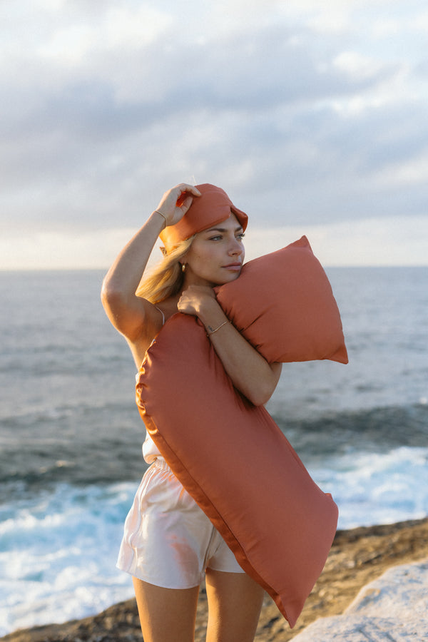 Large Mulberry Silk Eye Mask – Luxury Sleep Mask for Sensitive Skin & Travel