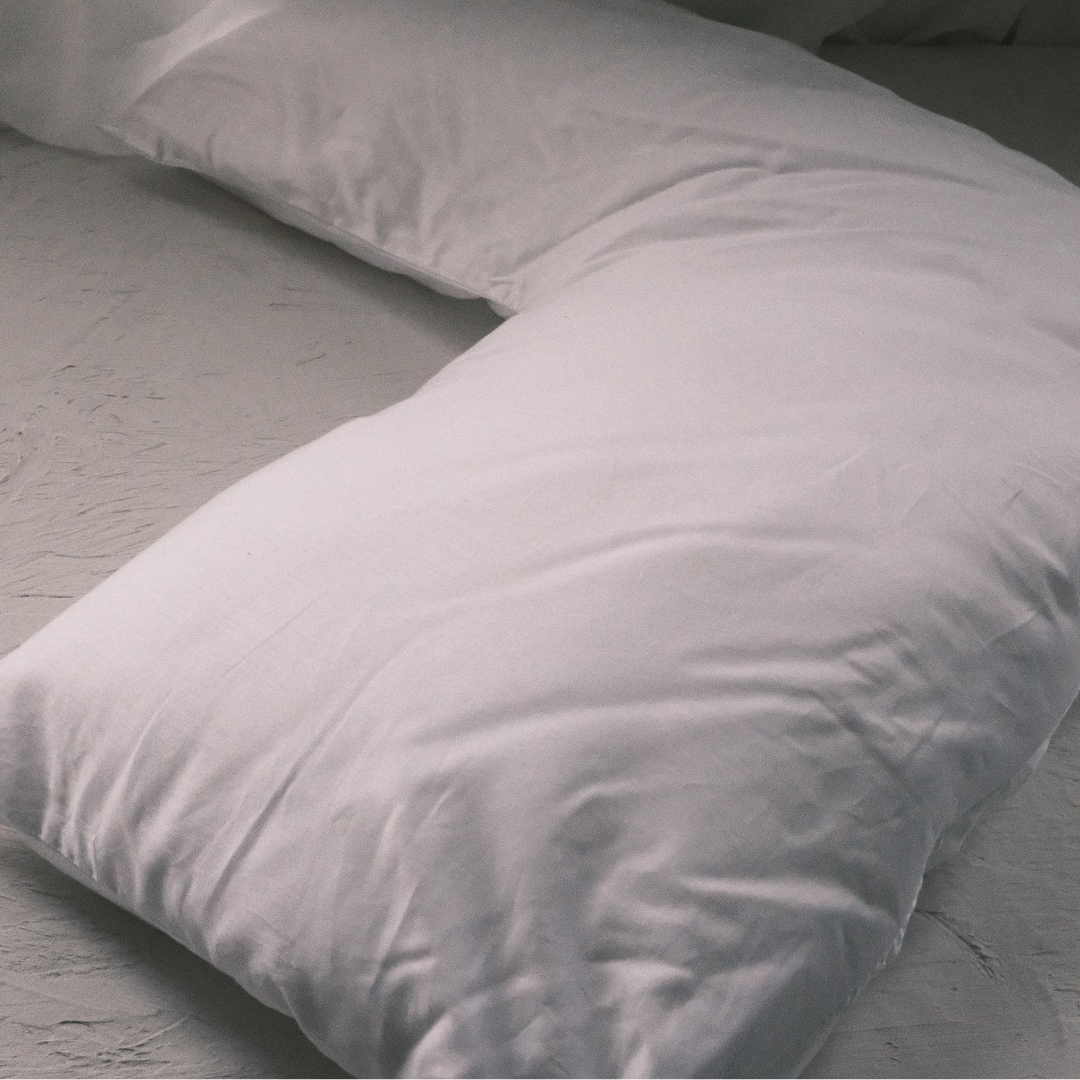 ZenNest™ Wold's First Silk Filled Boomerang Pillow