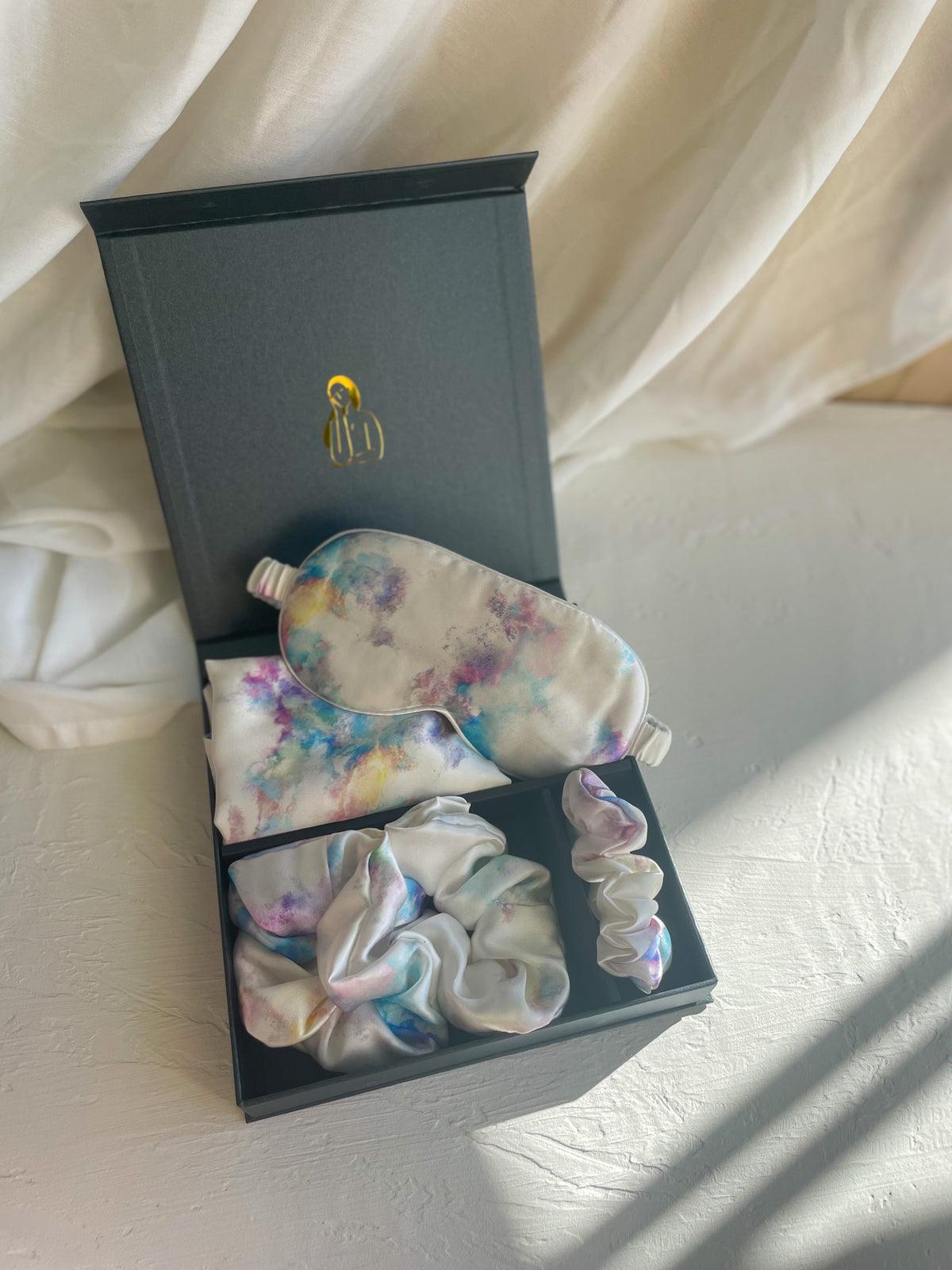 Sleepy Girl Gift Box - Ultimate Silk Self-Care - Unicorn