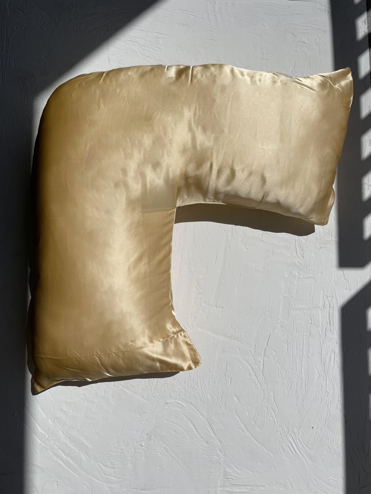 Beauty Sleep™ Boomerang Silk Pillowcase – Gold