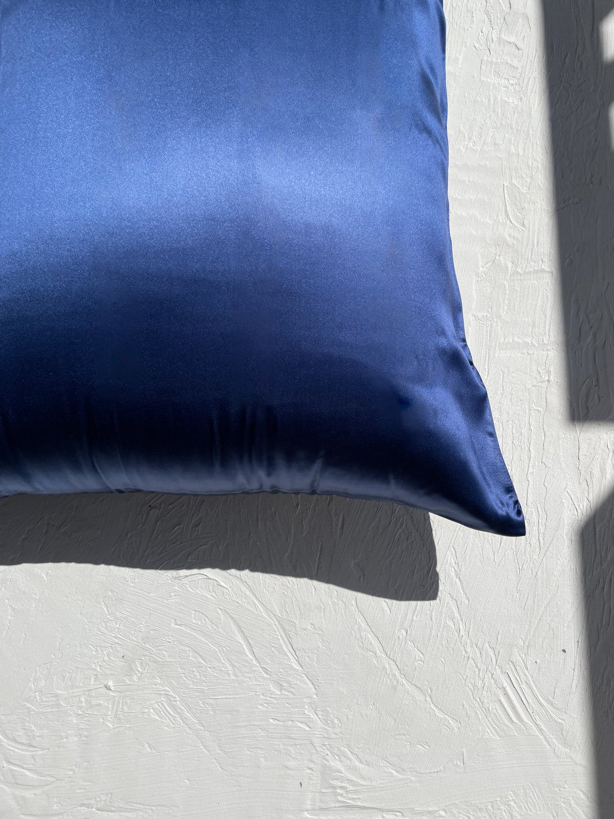 Beauty Sleep™ Silk Pillowcase - Navy Blue