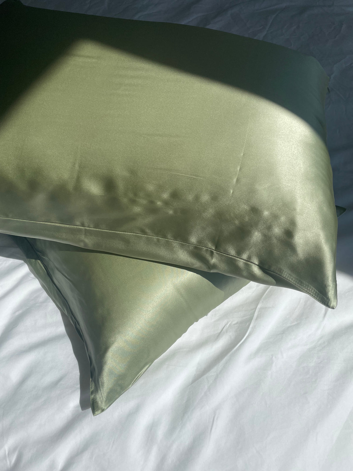 Silk Pillowcase Set + FREE Mulberry Silk Eye Mask – Luxury Sleep Bundle by Sleepy Girl