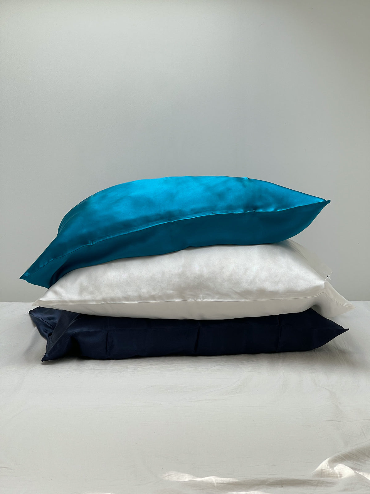 Beauty Sleep™ Silk Pillowcase - Peacock Blue
